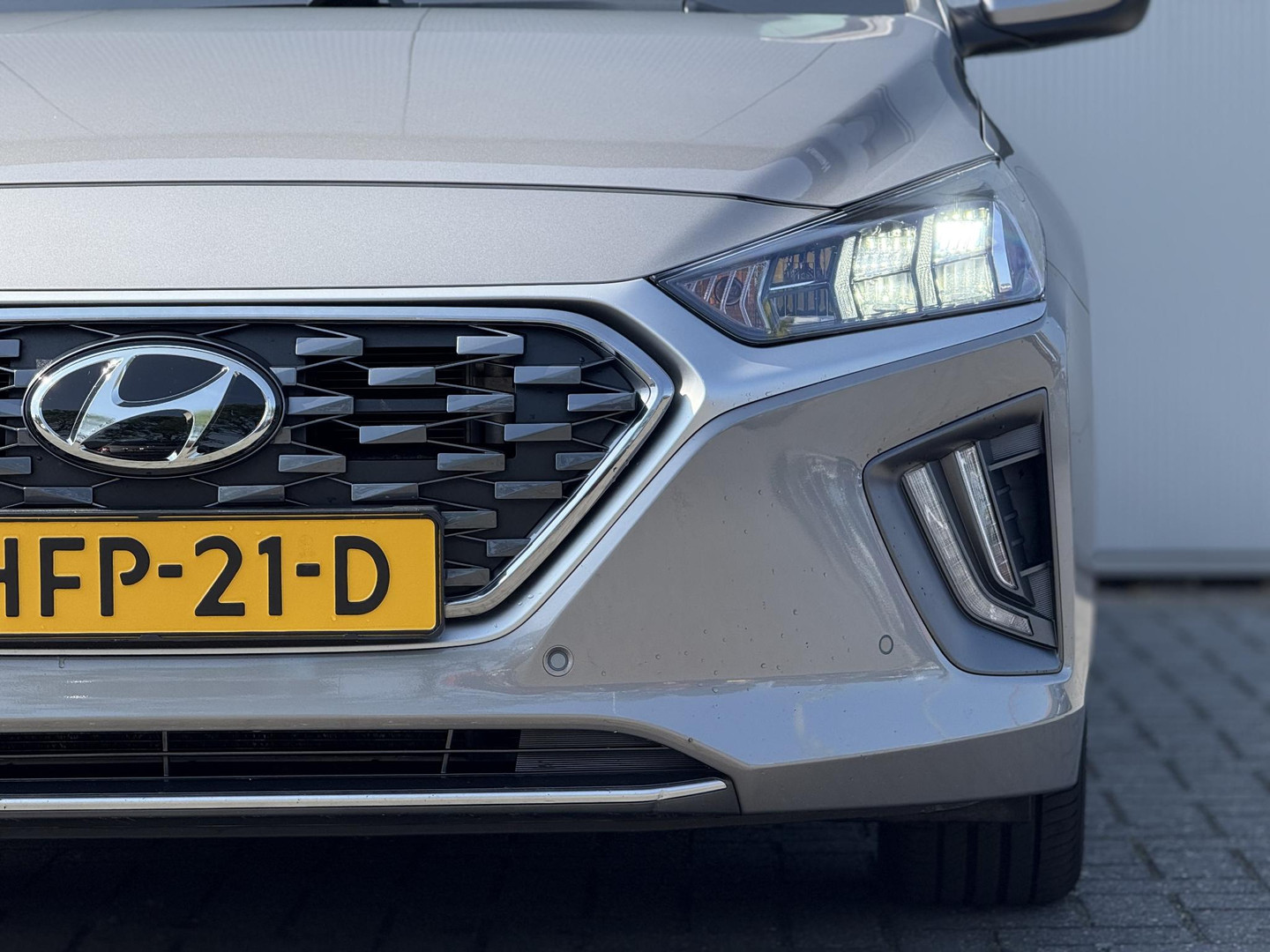 Hyundai Hyundai