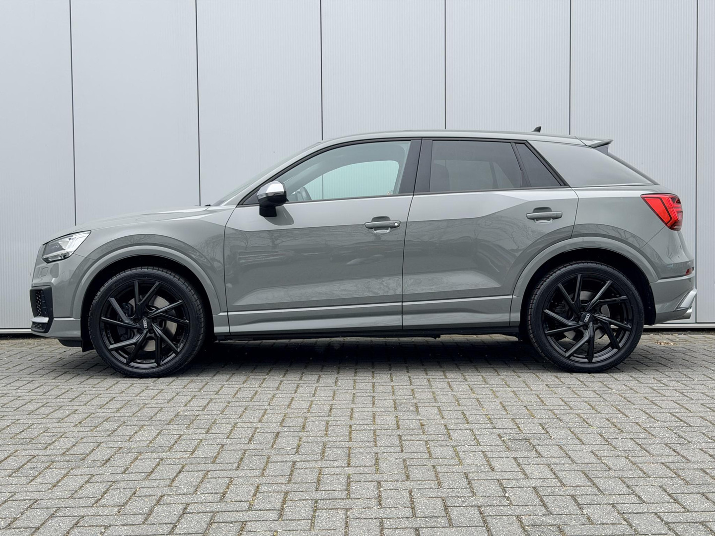 Audi SQ2