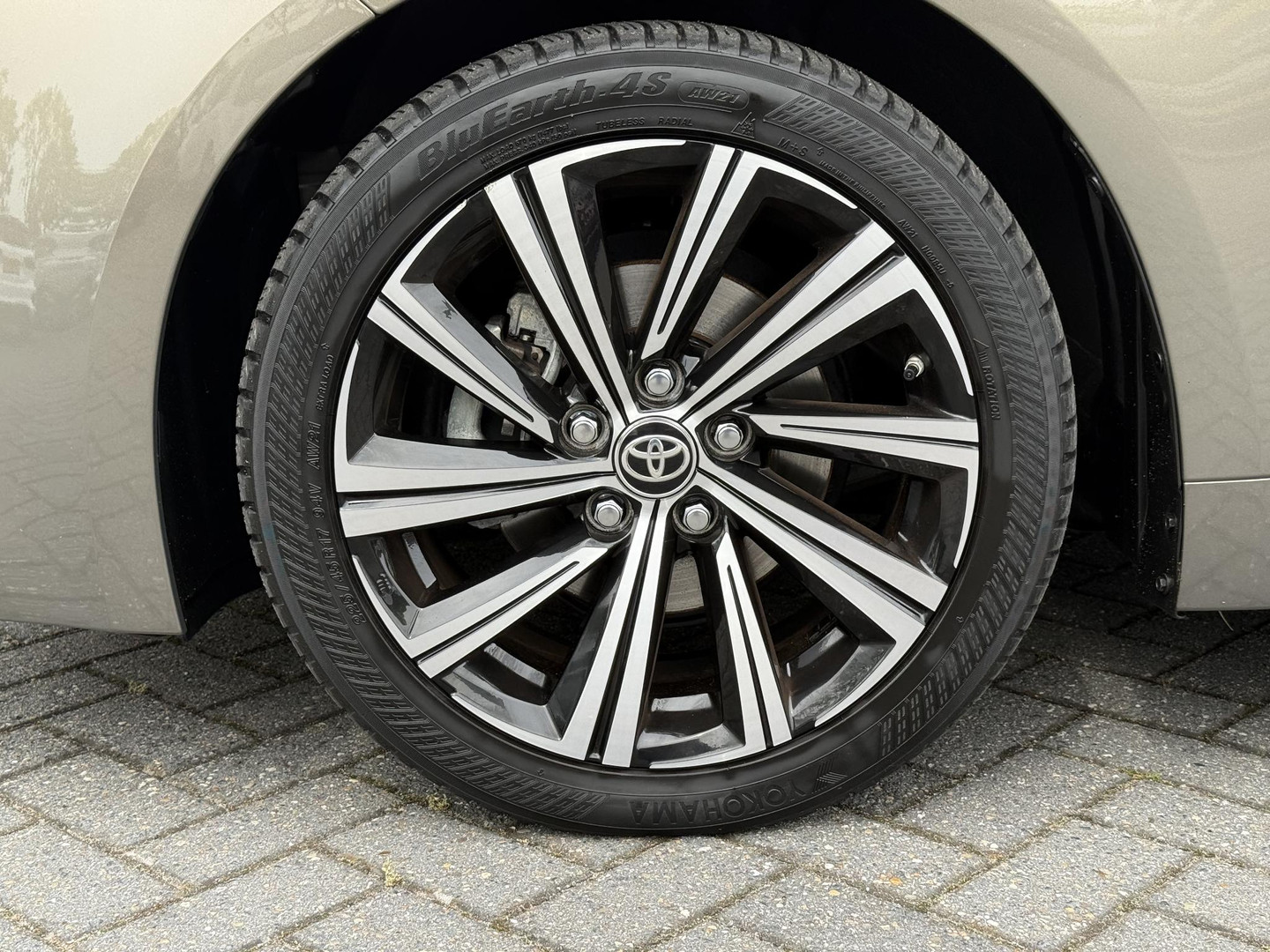 Toyota Corolla Touring Sports
