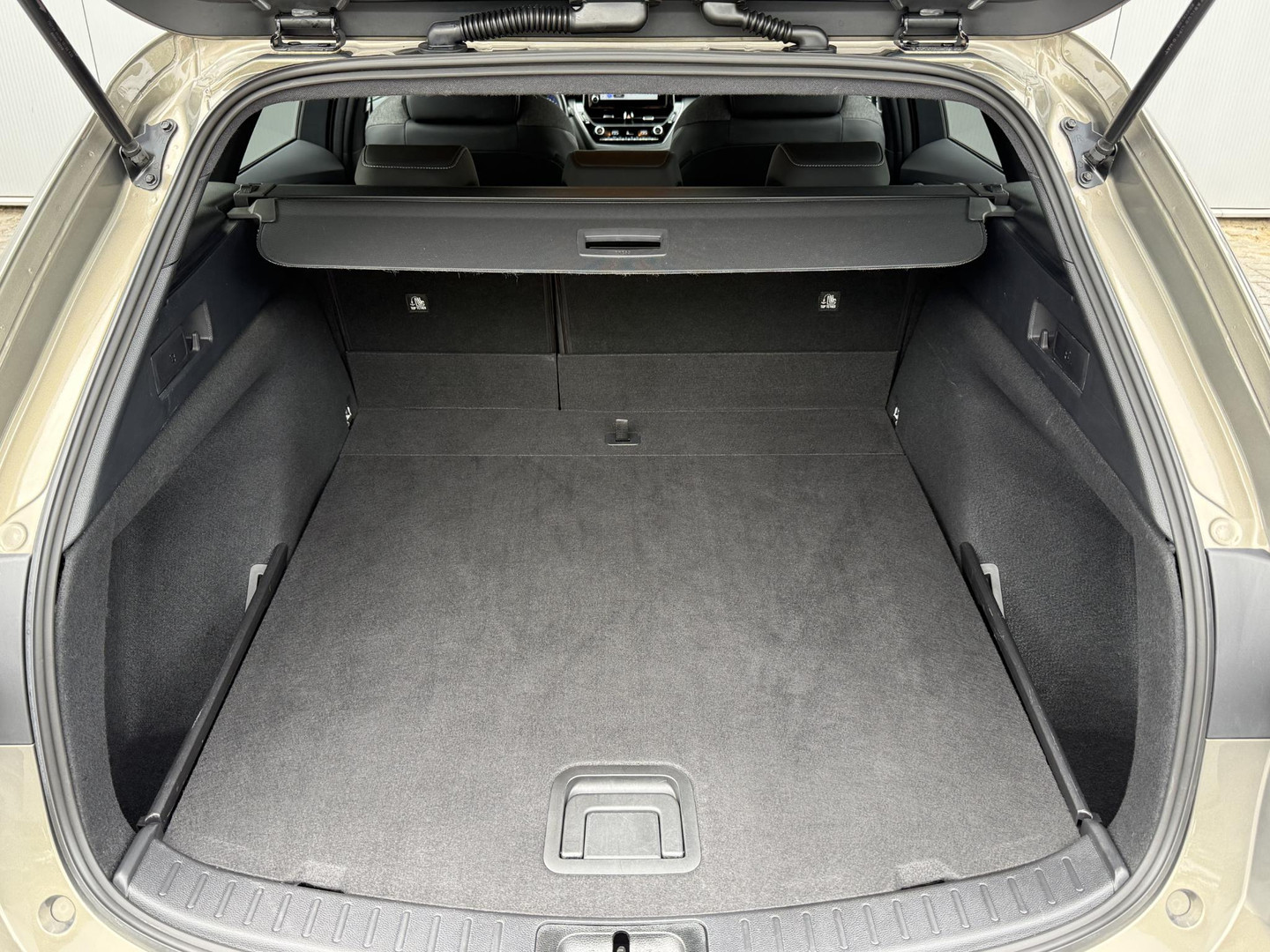 Toyota Corolla Touring Sports