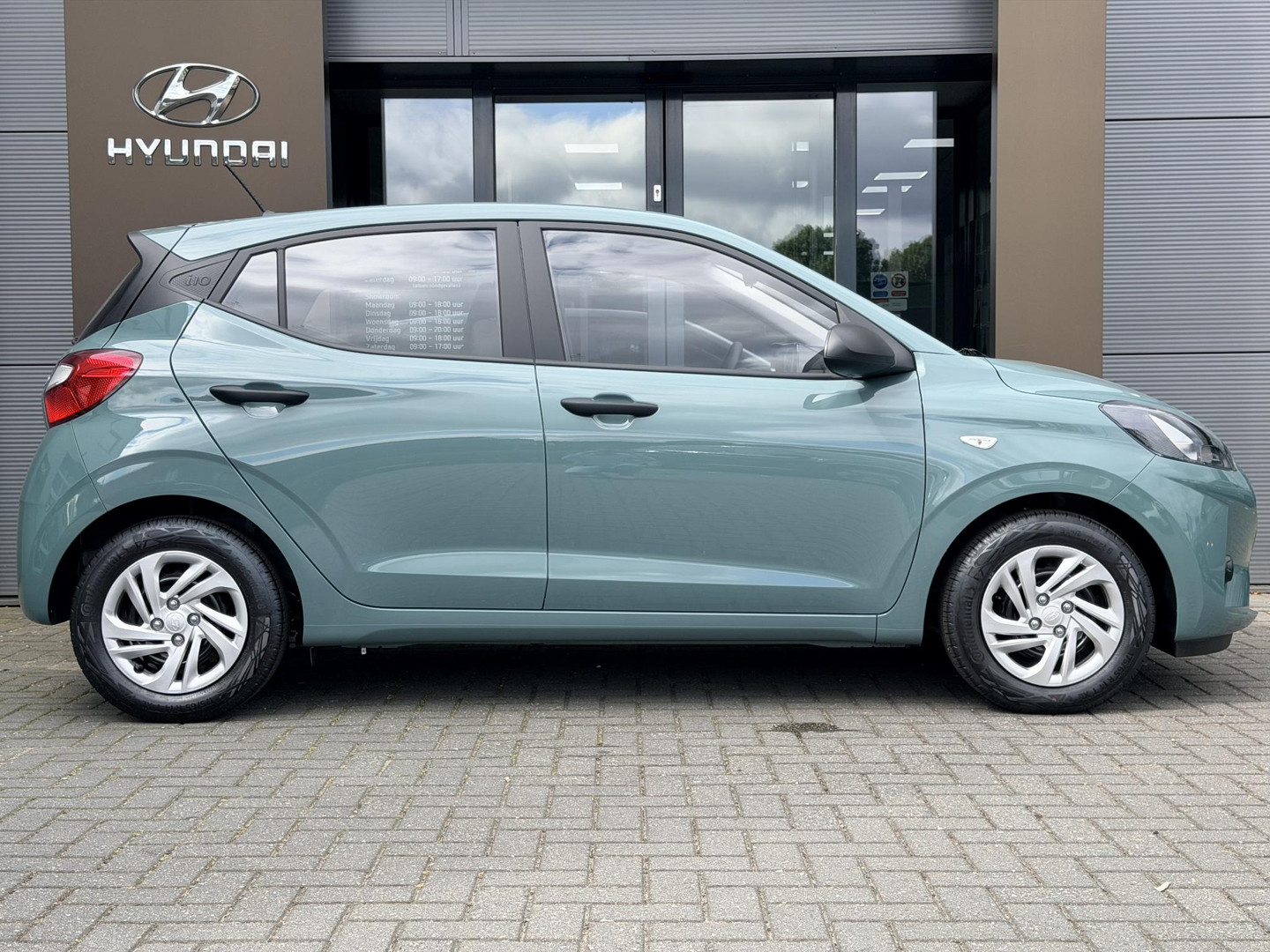 Hyundai i10