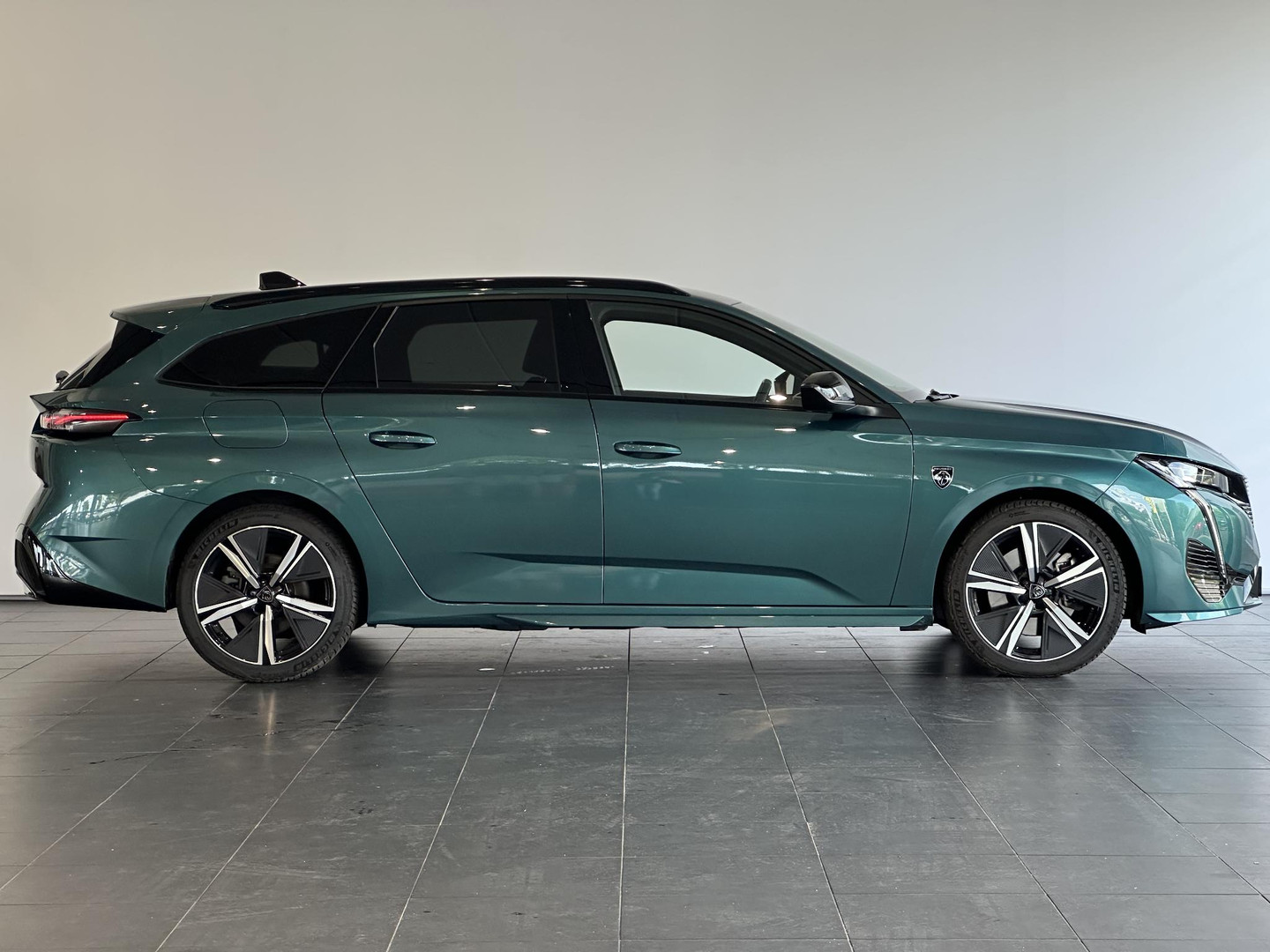 Peugeot