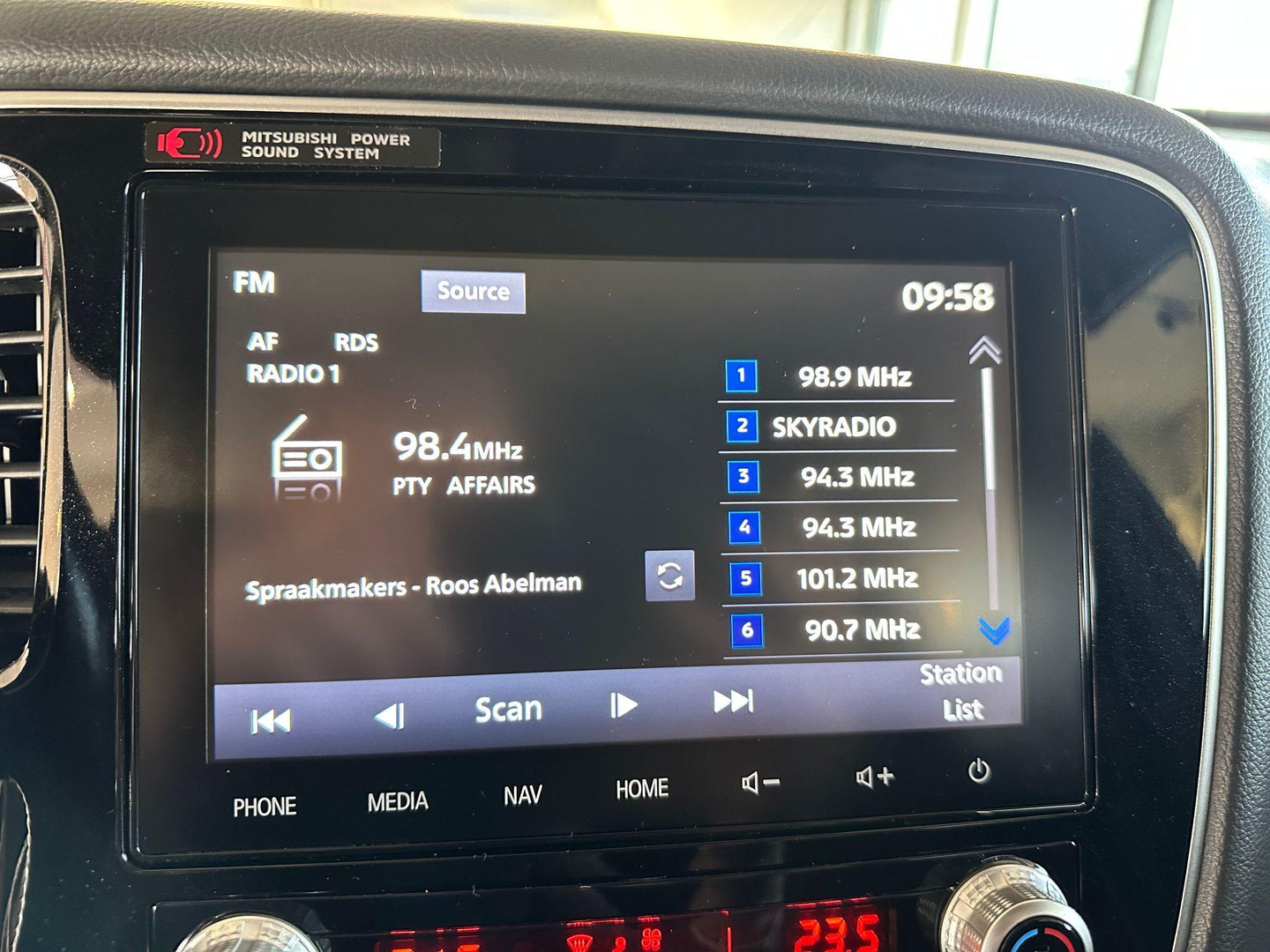 Mitsubishi Mitsubishi