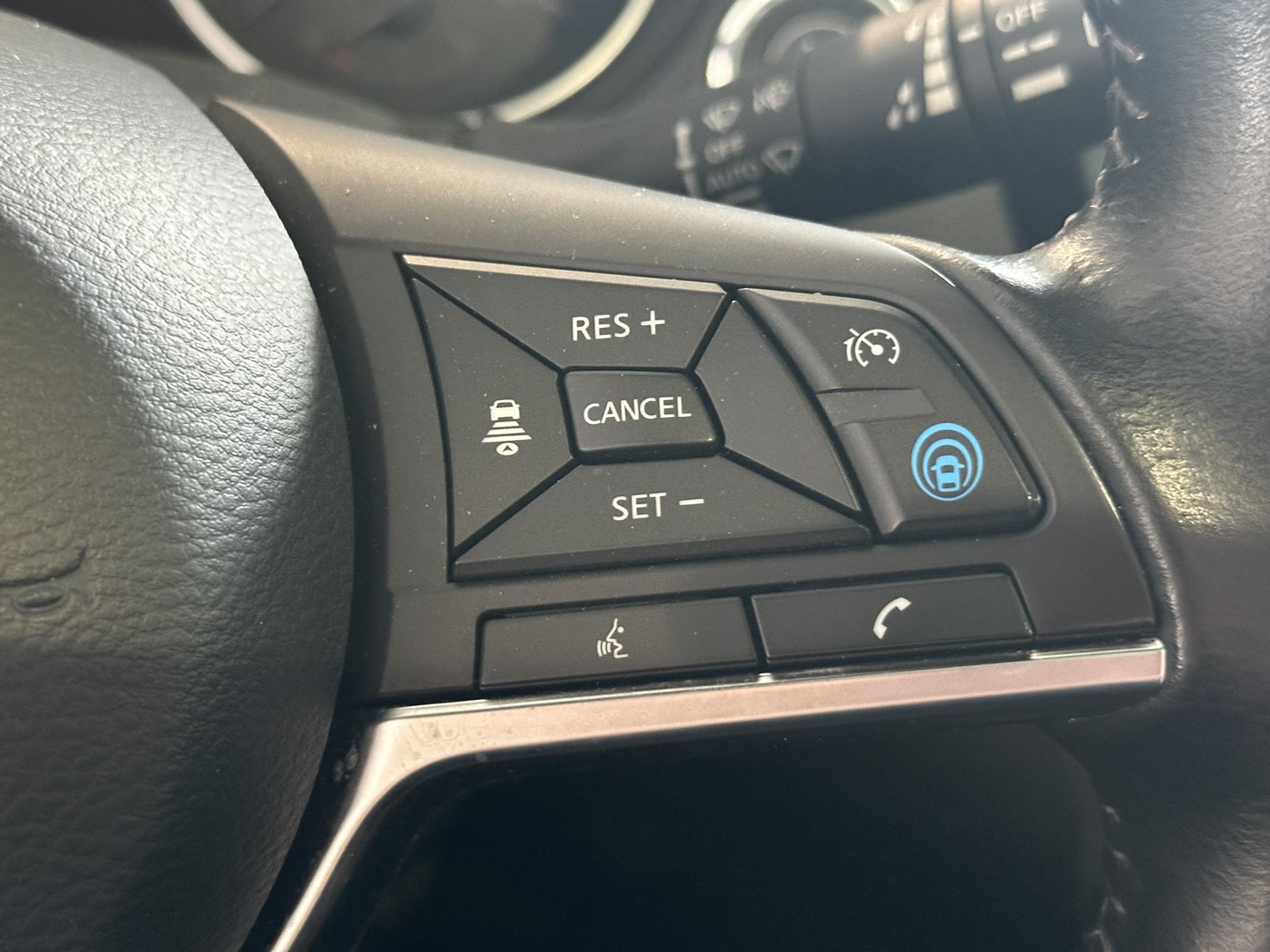 Nissan Nissan