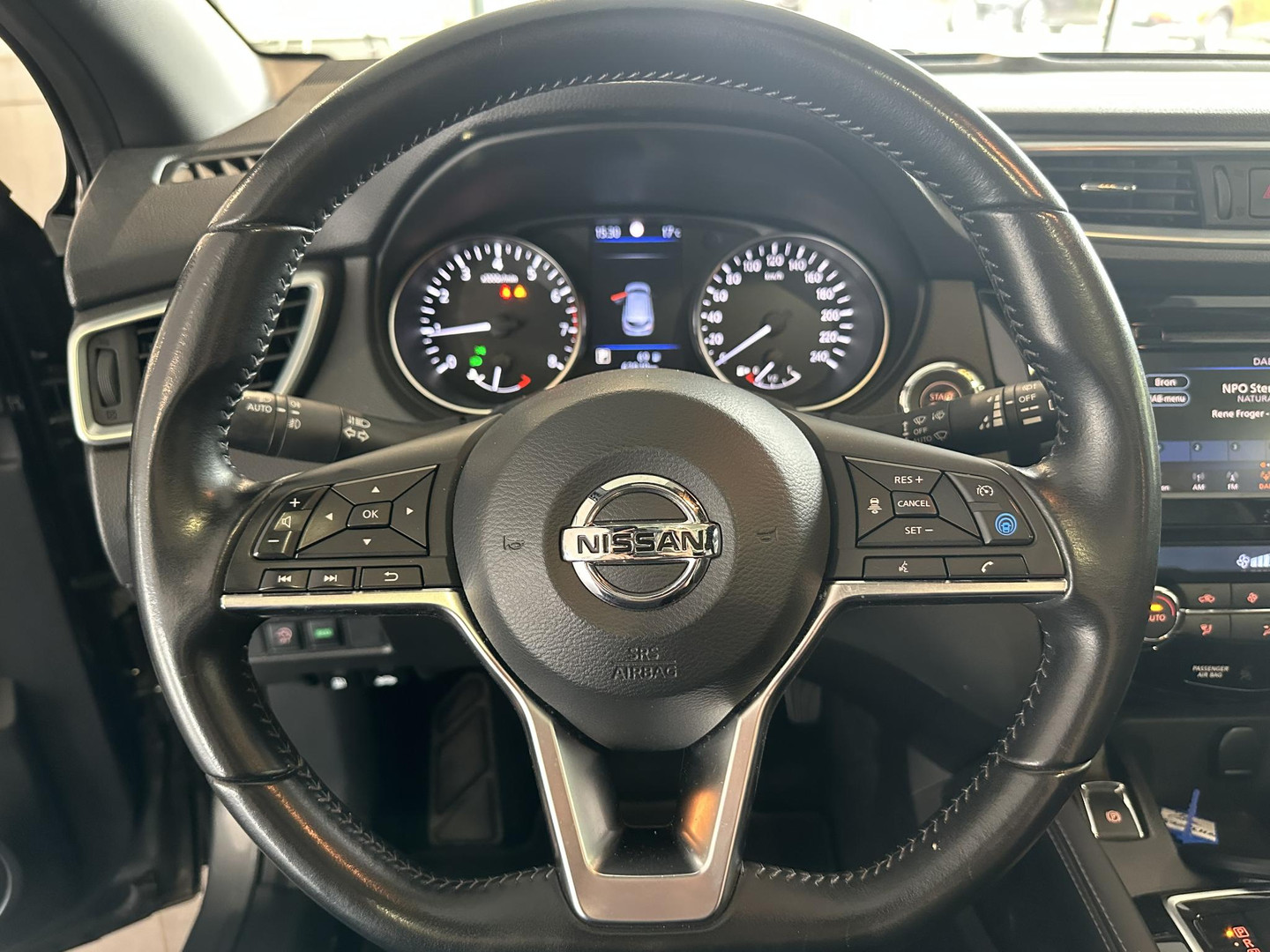 Nissan Nissan