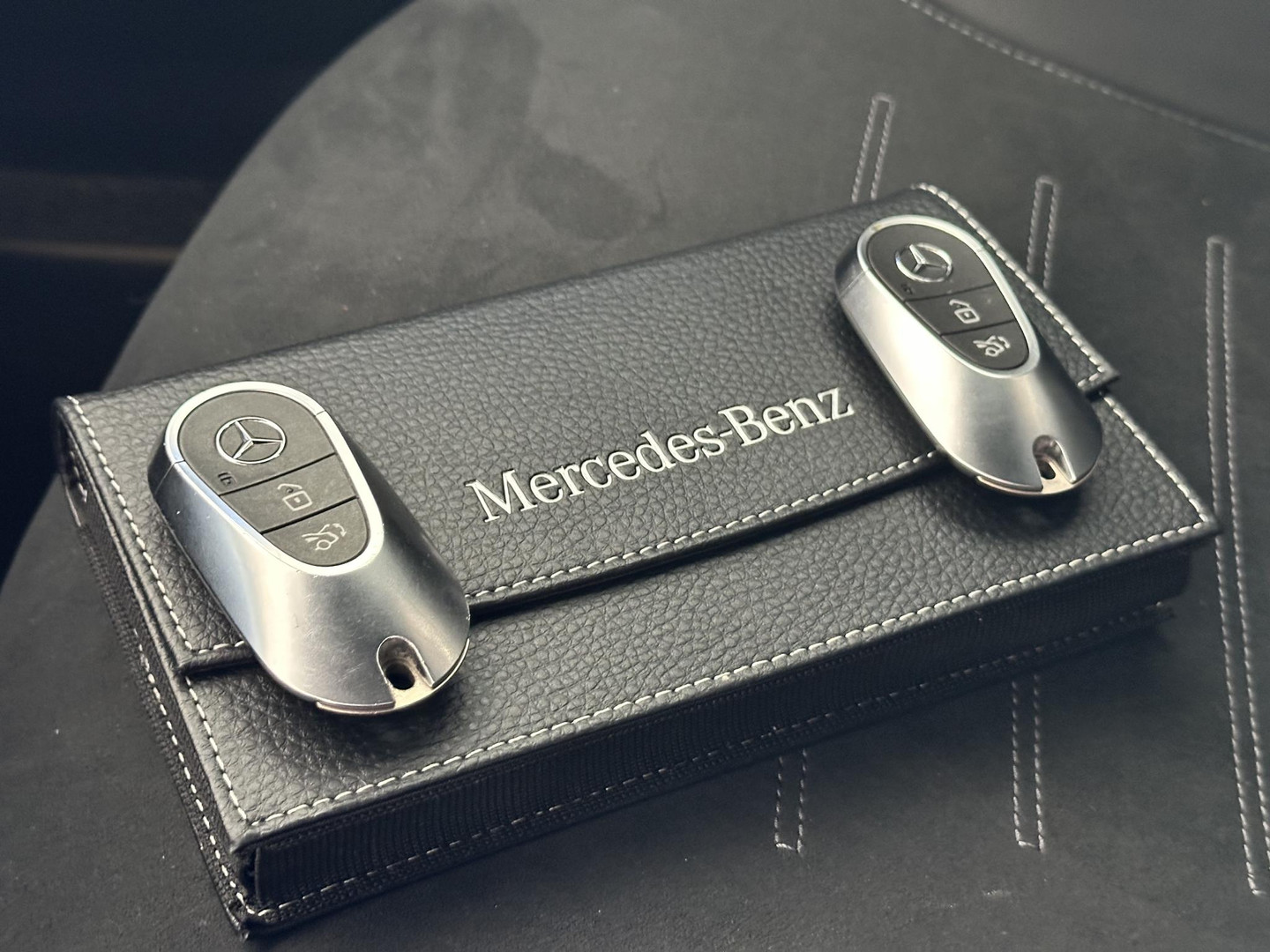Mercedes-Benz Mercedes-Benz