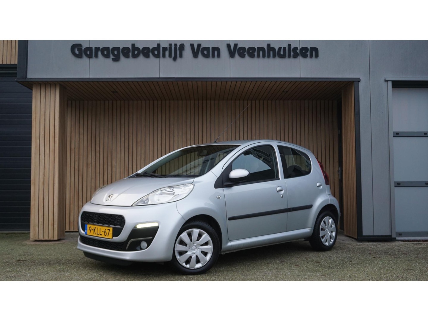 Peugeot Peugeot