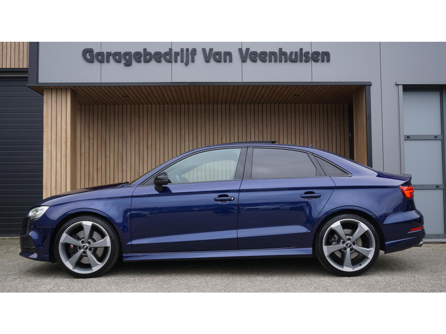 Audi Audi