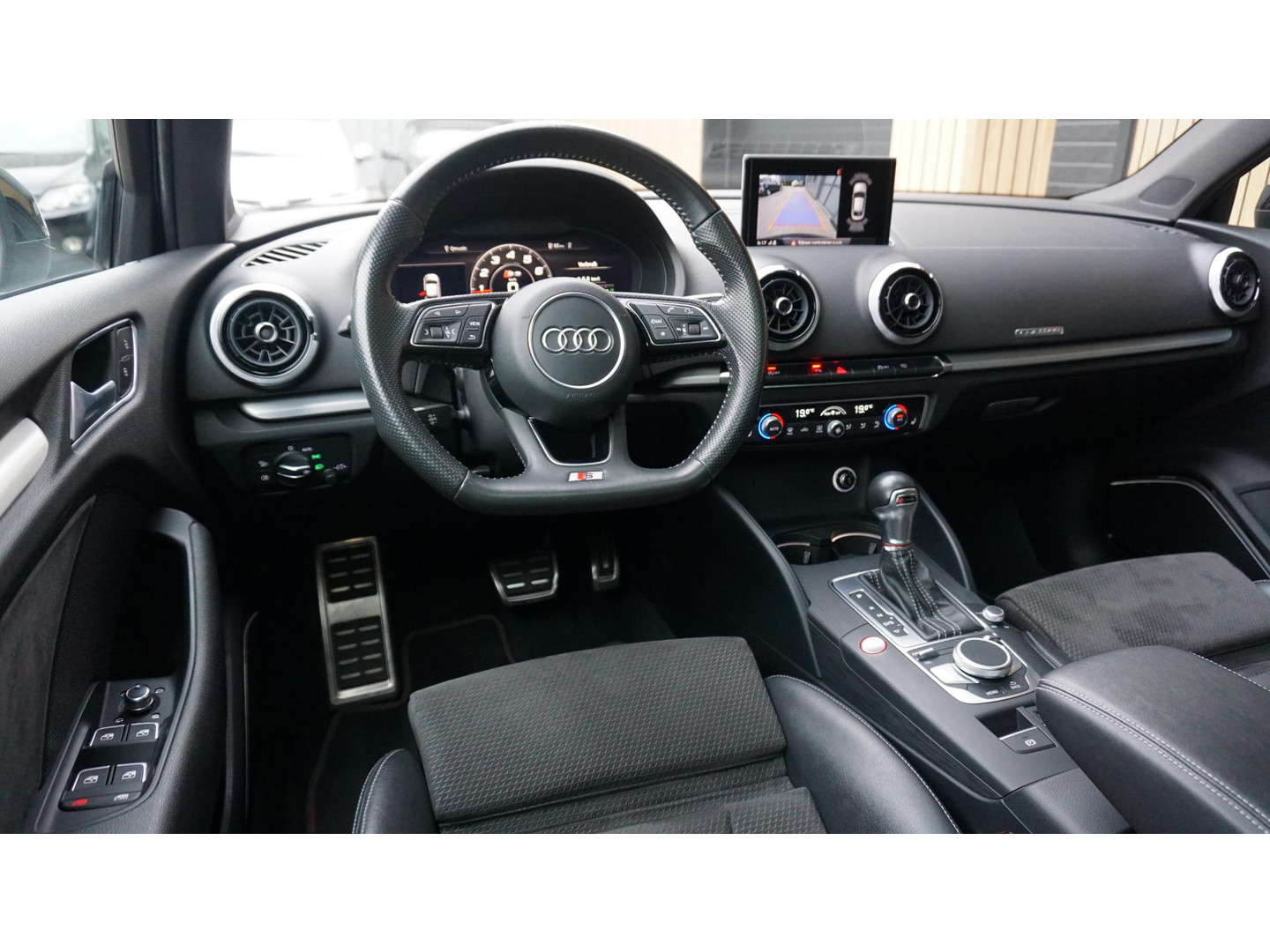 Audi Audi