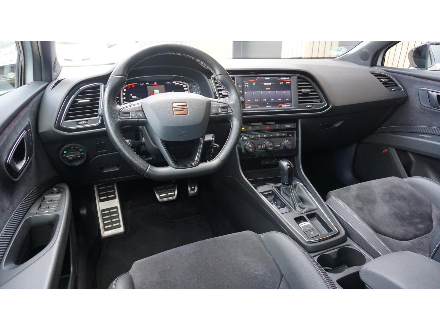 SEAT
