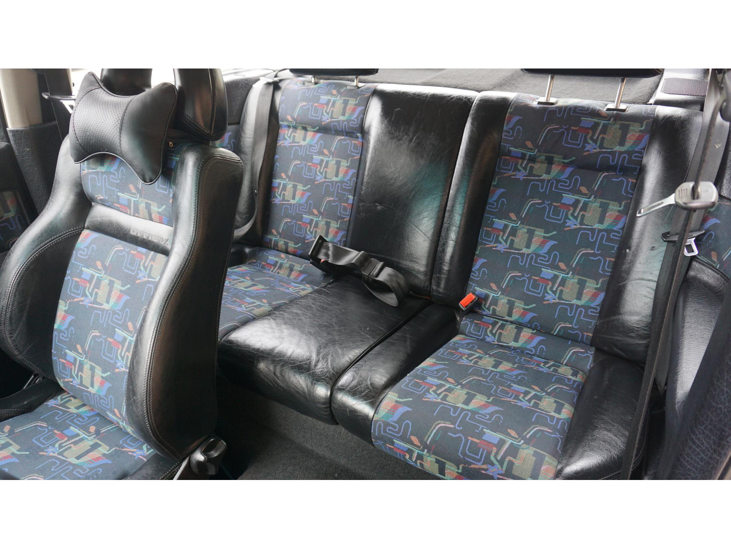 SEAT SEAT