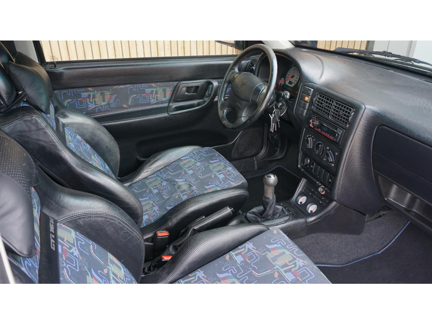 SEAT SEAT