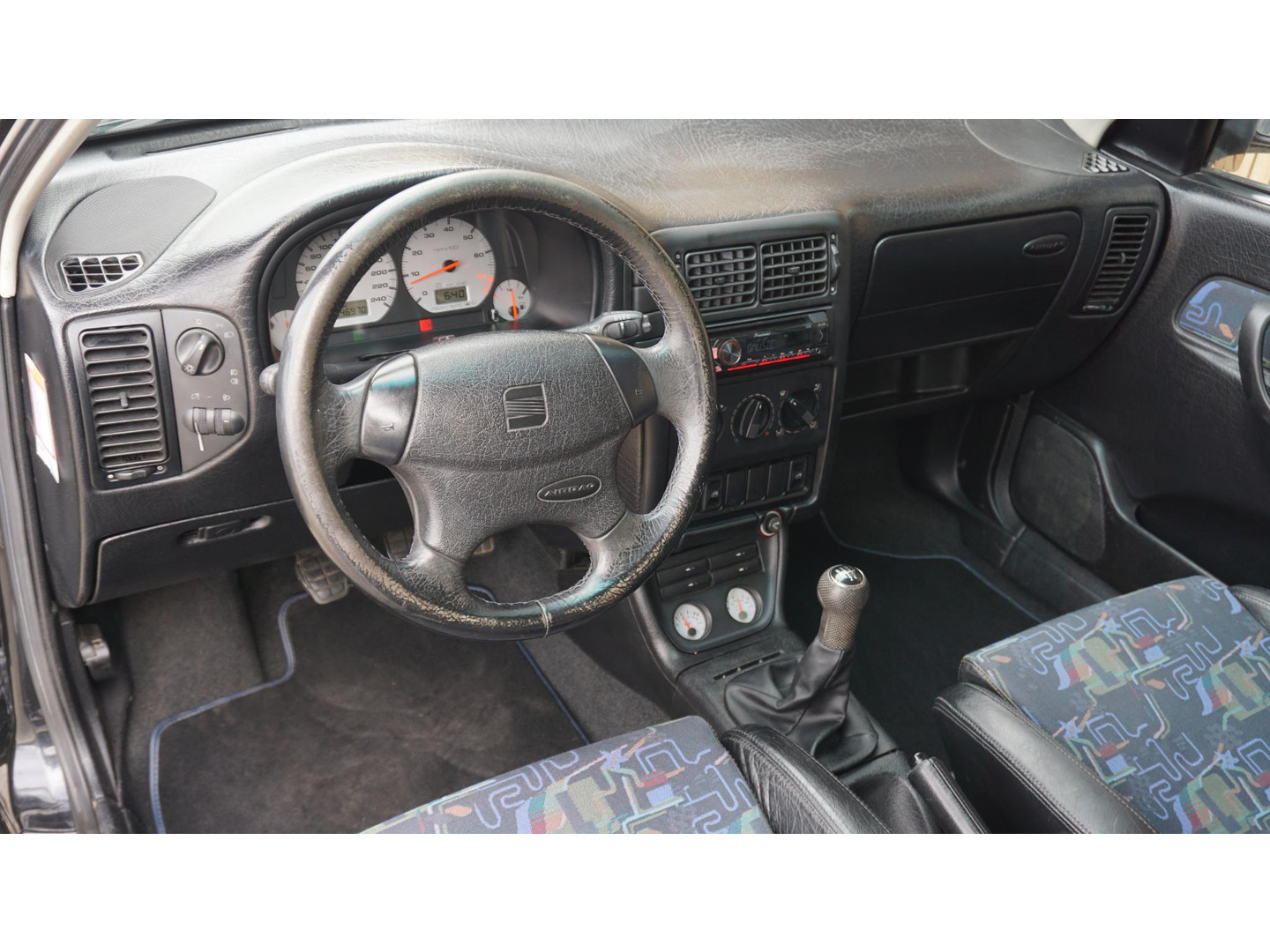 SEAT SEAT