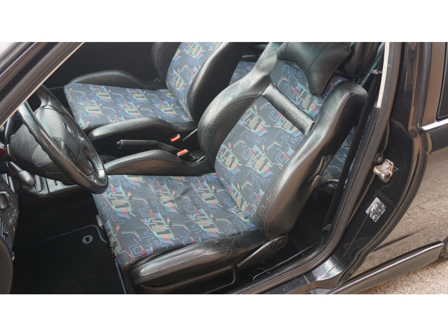 SEAT SEAT