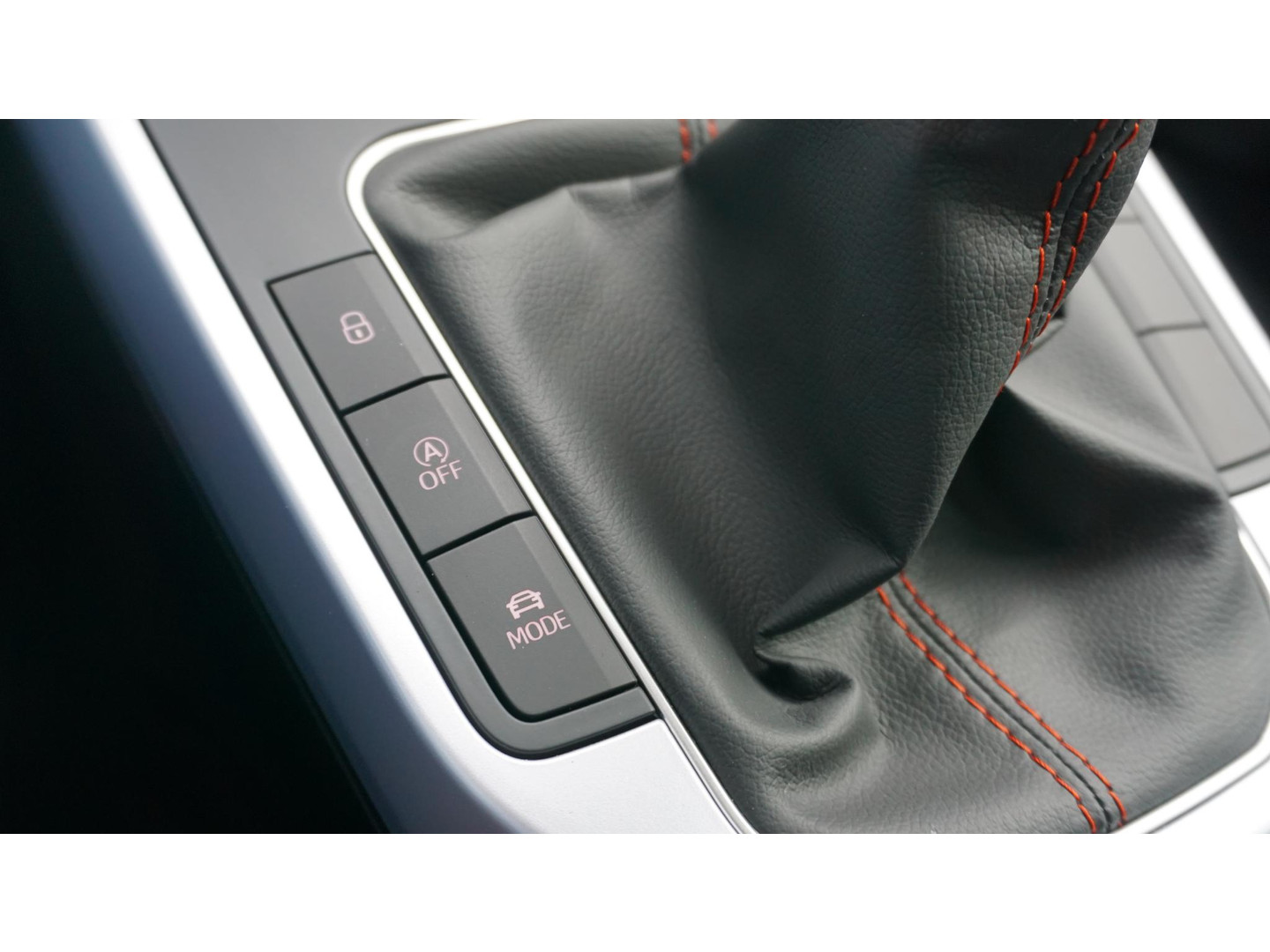 SEAT SEAT