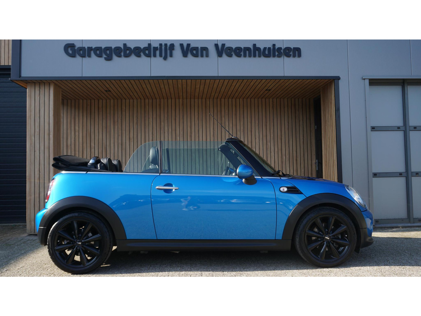 MINI
