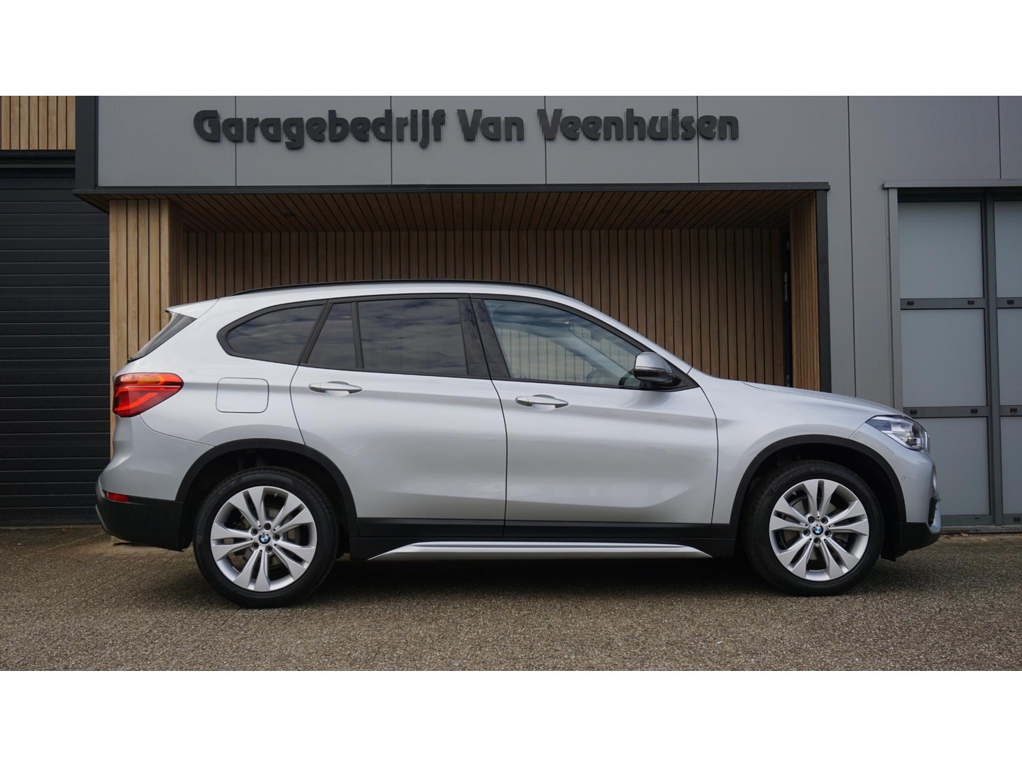BMW