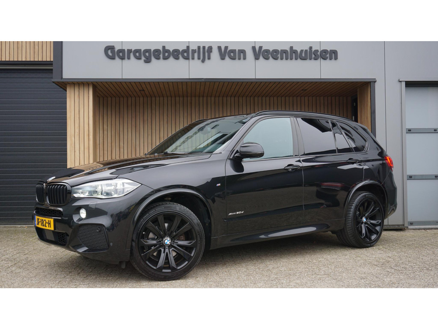 BMW BMW