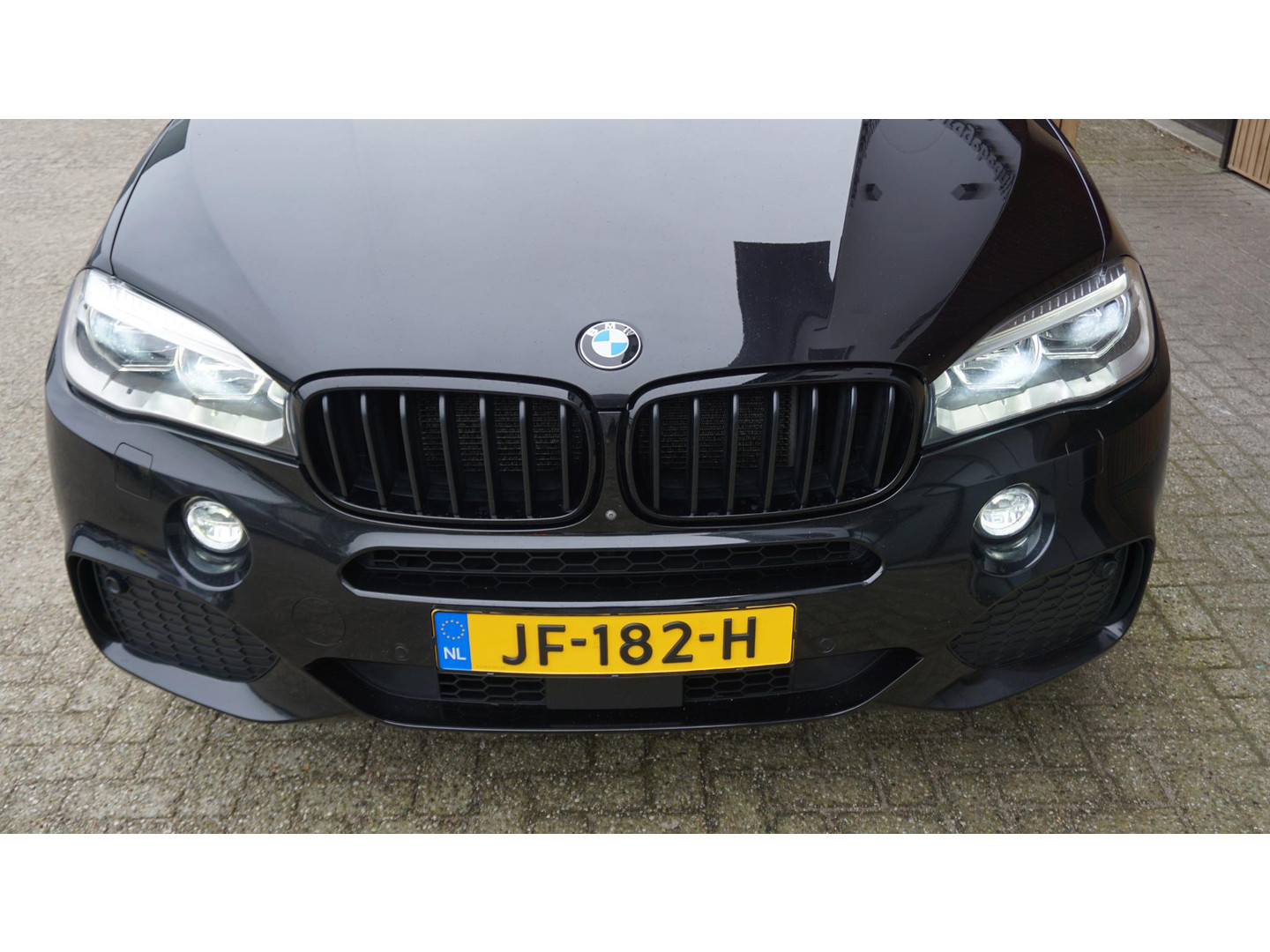 BMW BMW