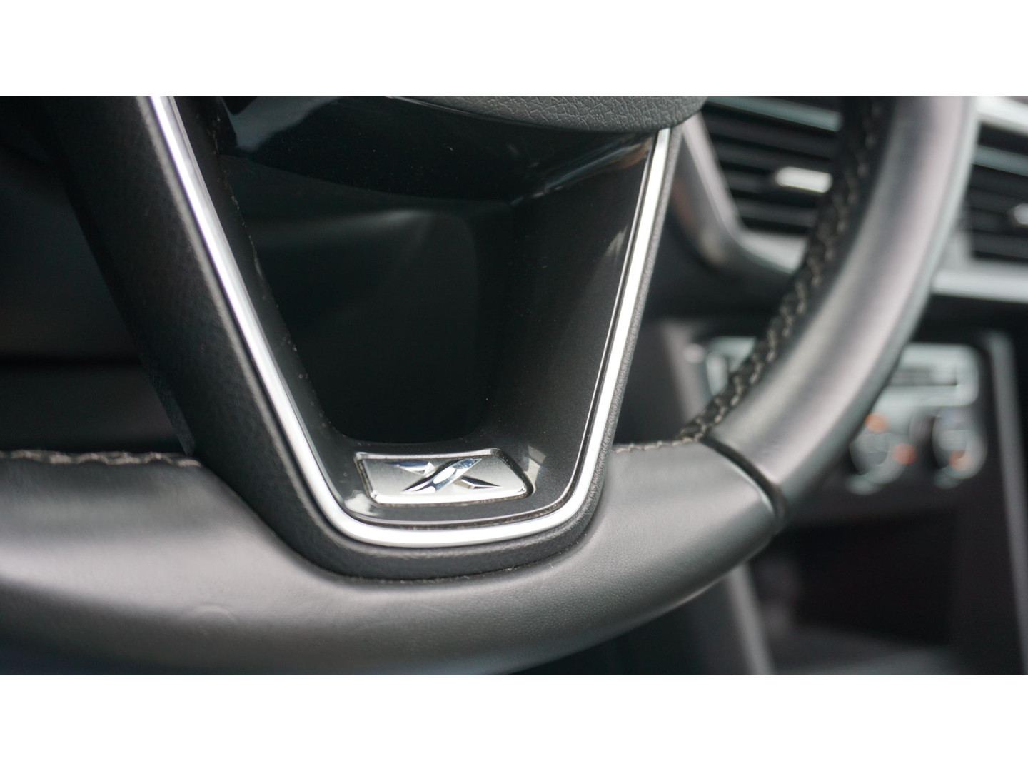 SEAT SEAT