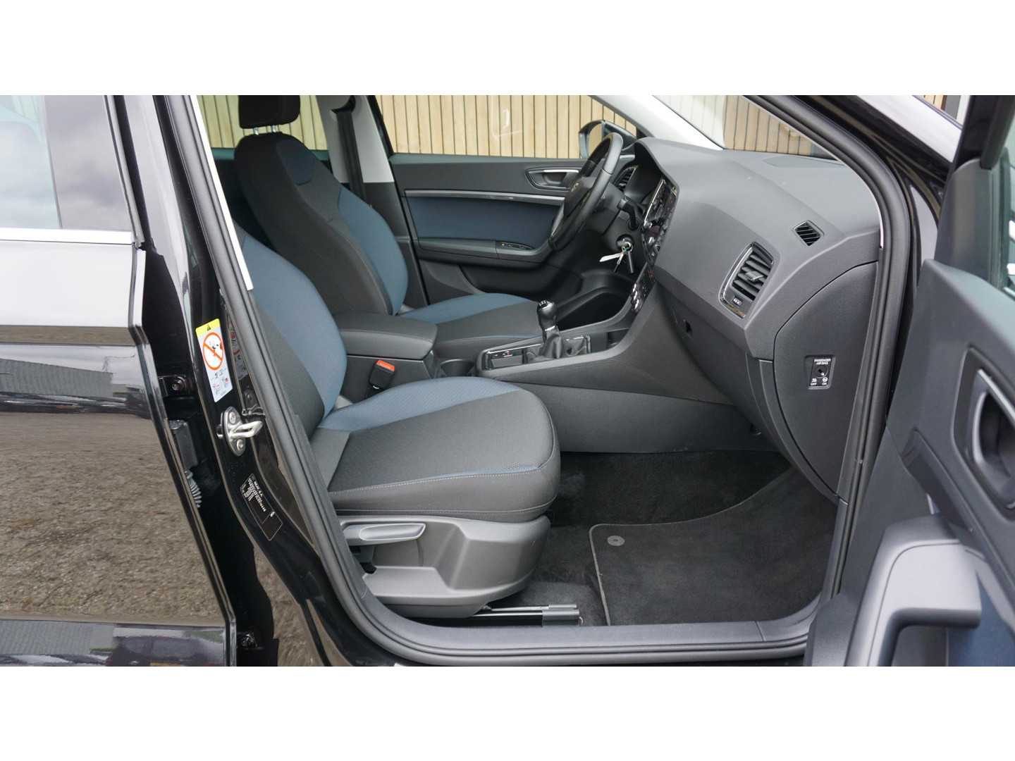 SEAT SEAT