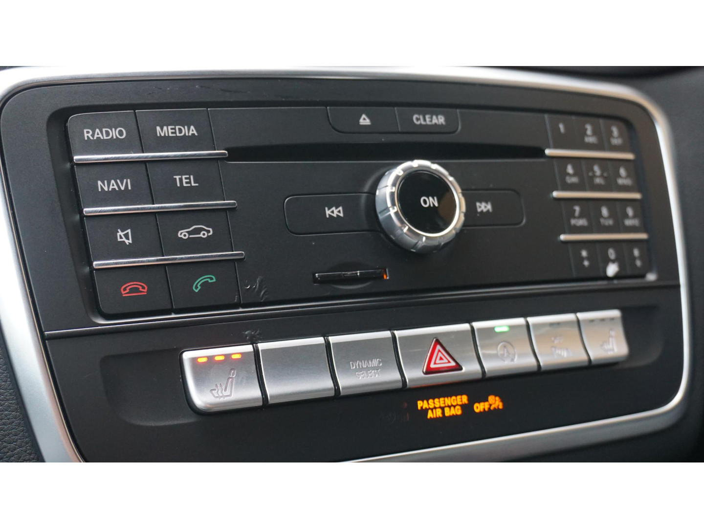 Mercedes-Benz Mercedes-Benz