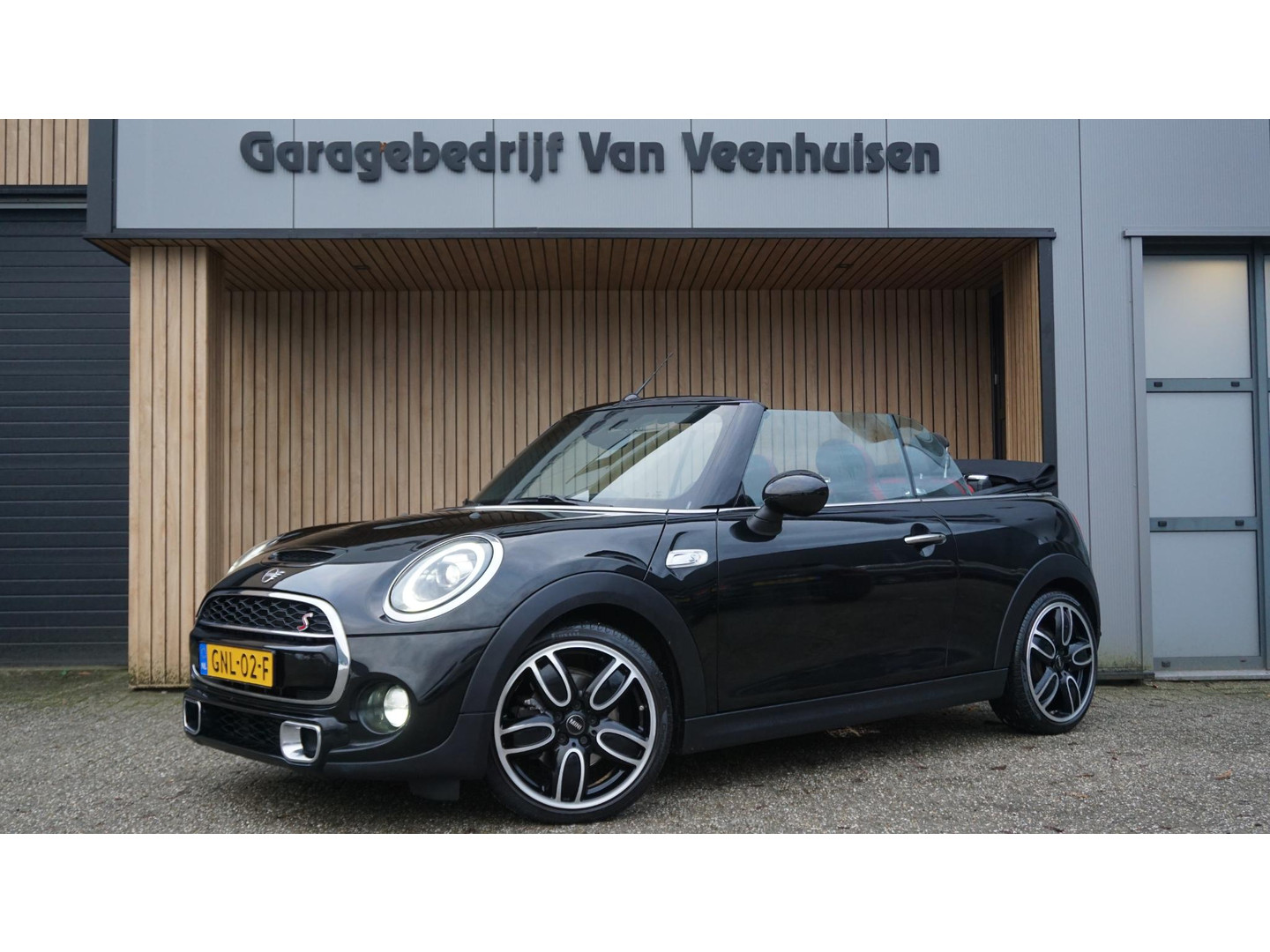 MINI