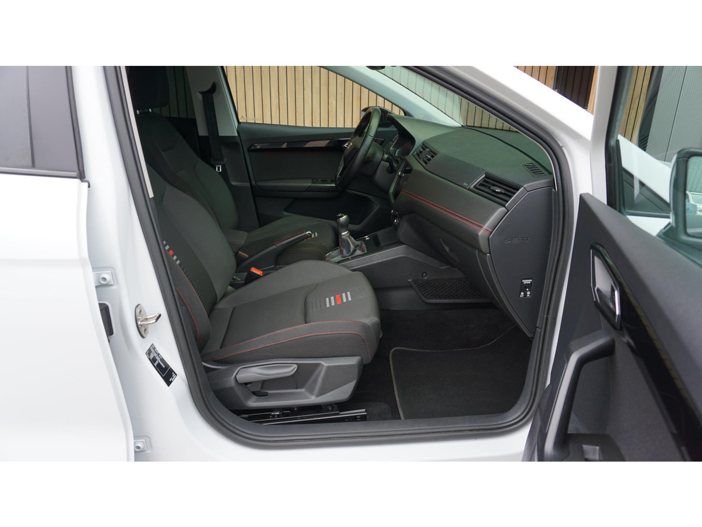 SEAT SEAT