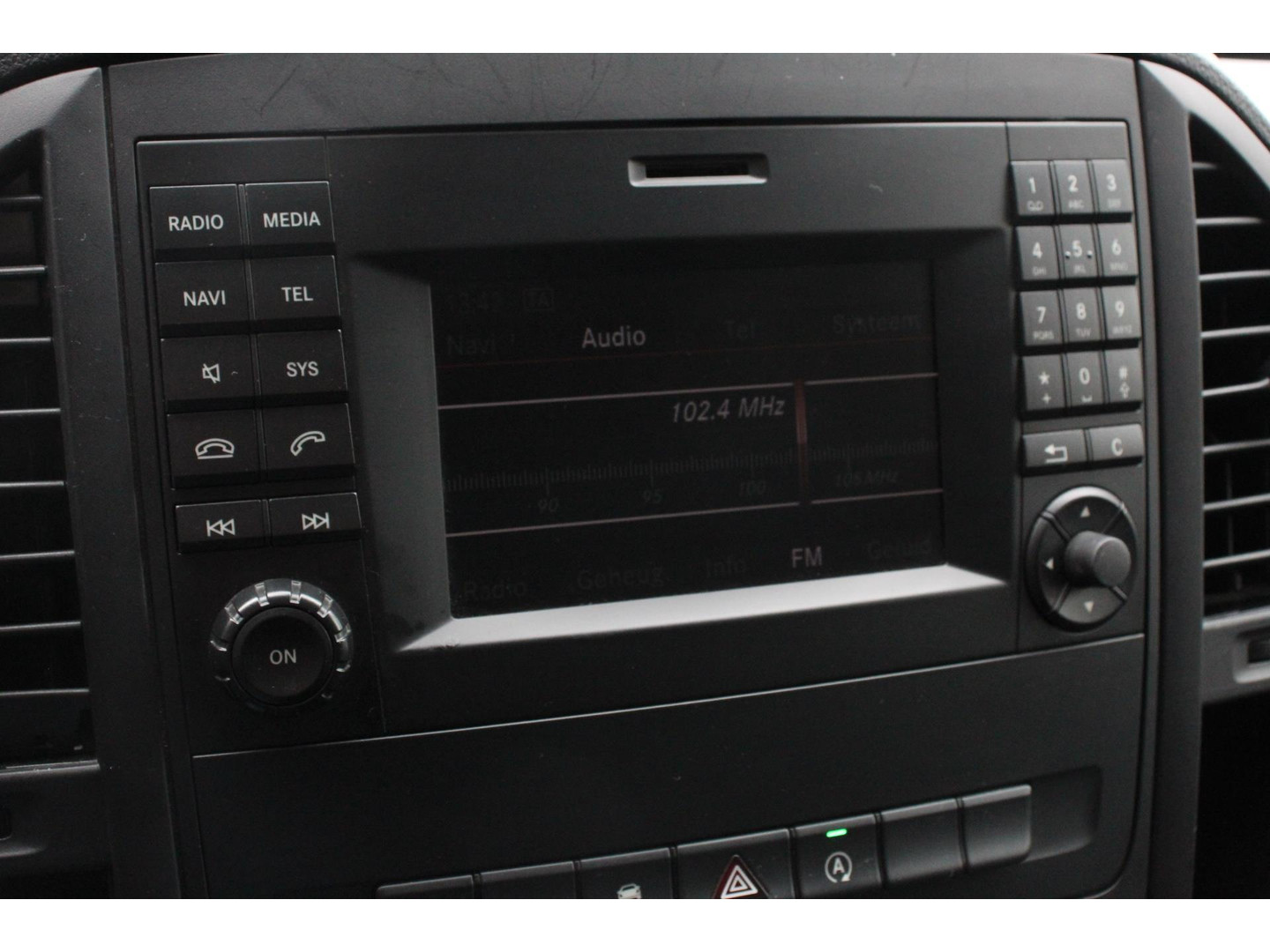 Mercedes-Benz Mercedes-Benz