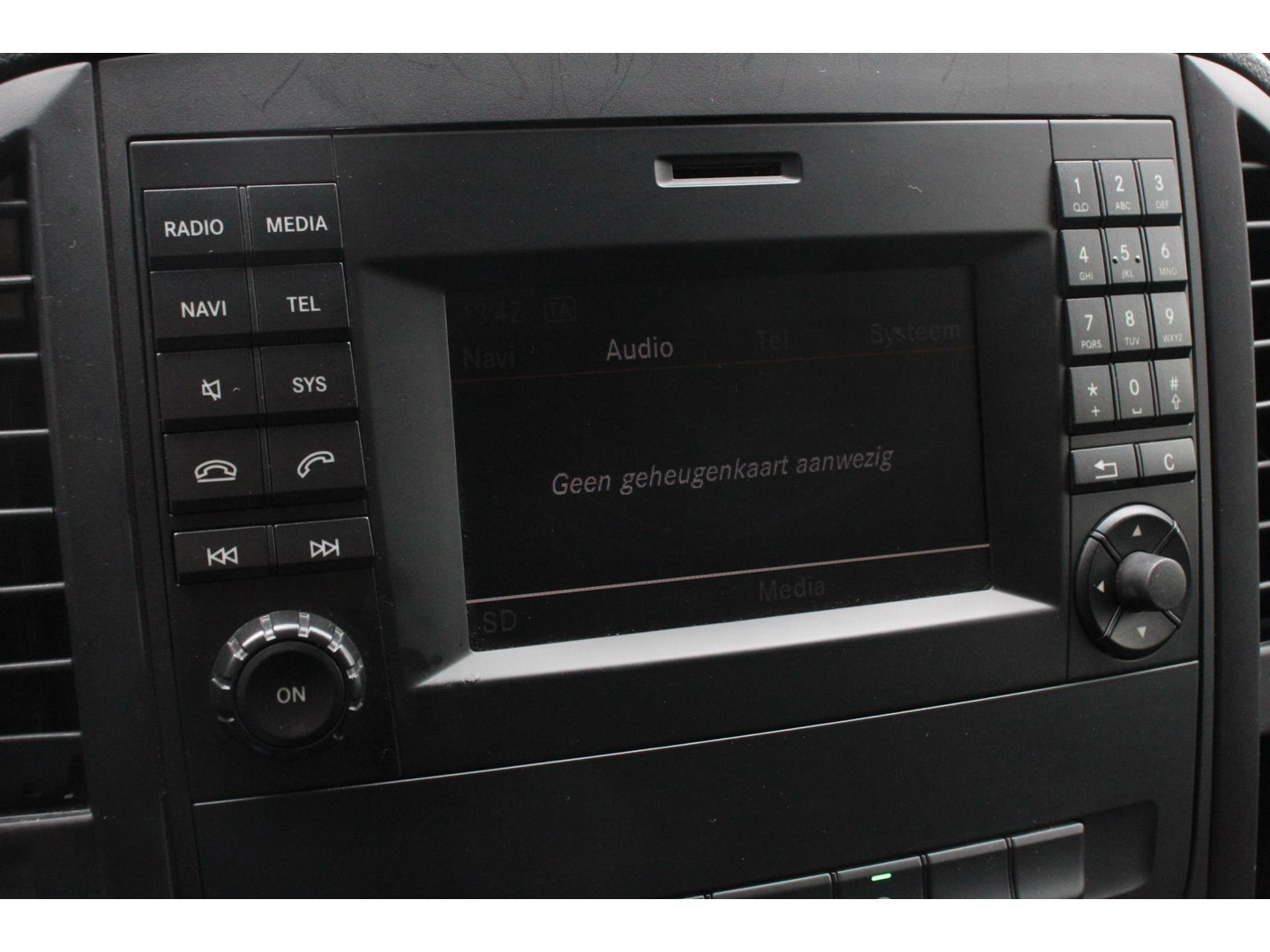 Mercedes-Benz Mercedes-Benz