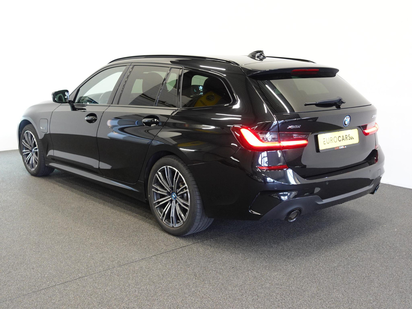BMW BMW