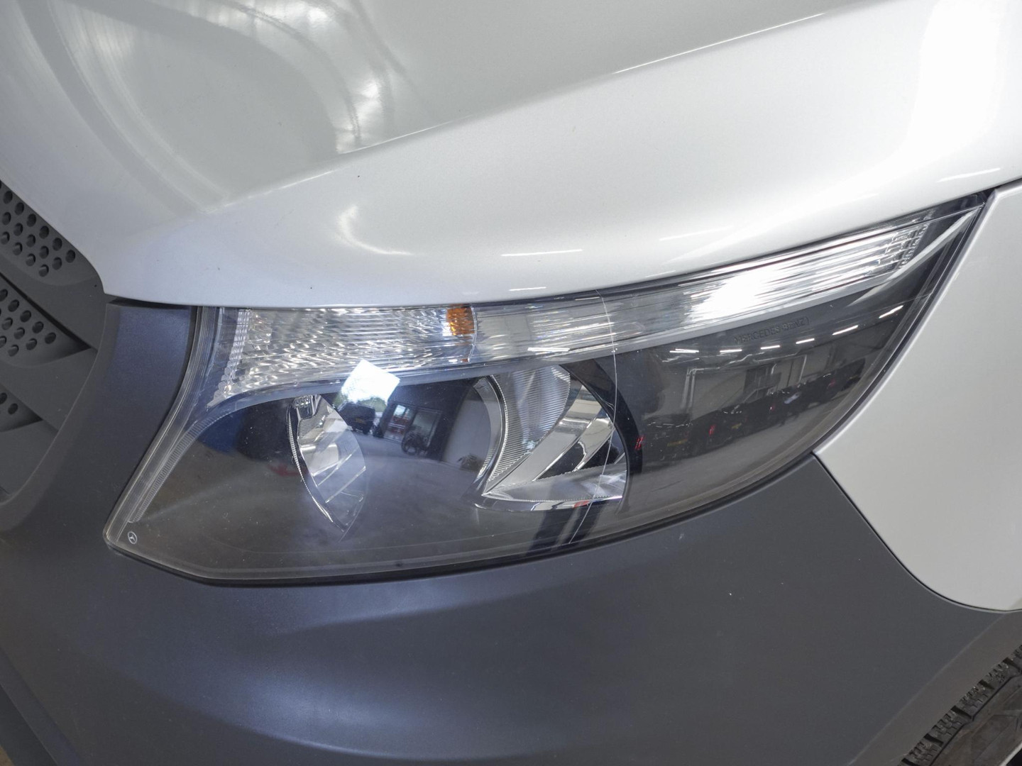 Mercedes-Benz Mercedes-Benz