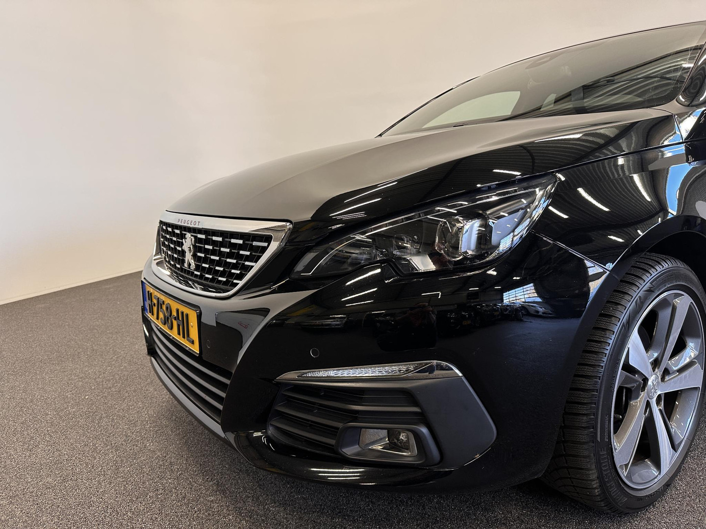 Peugeot Peugeot