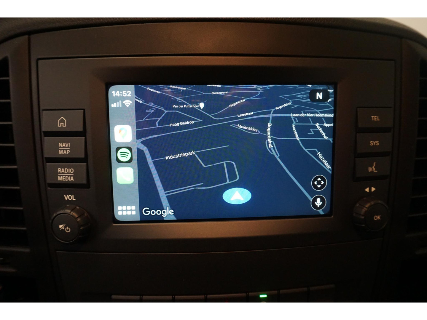 Mercedes-Benz Mercedes-Benz