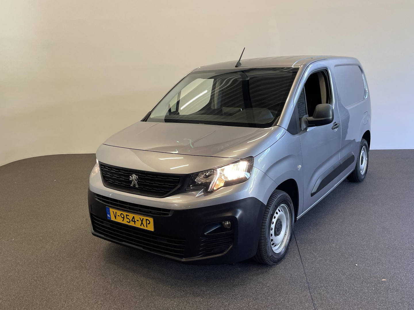 Peugeot Peugeot