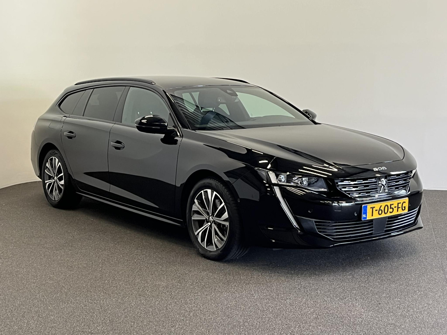 Peugeot Peugeot