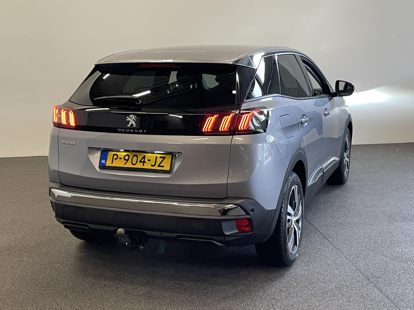 Peugeot Peugeot