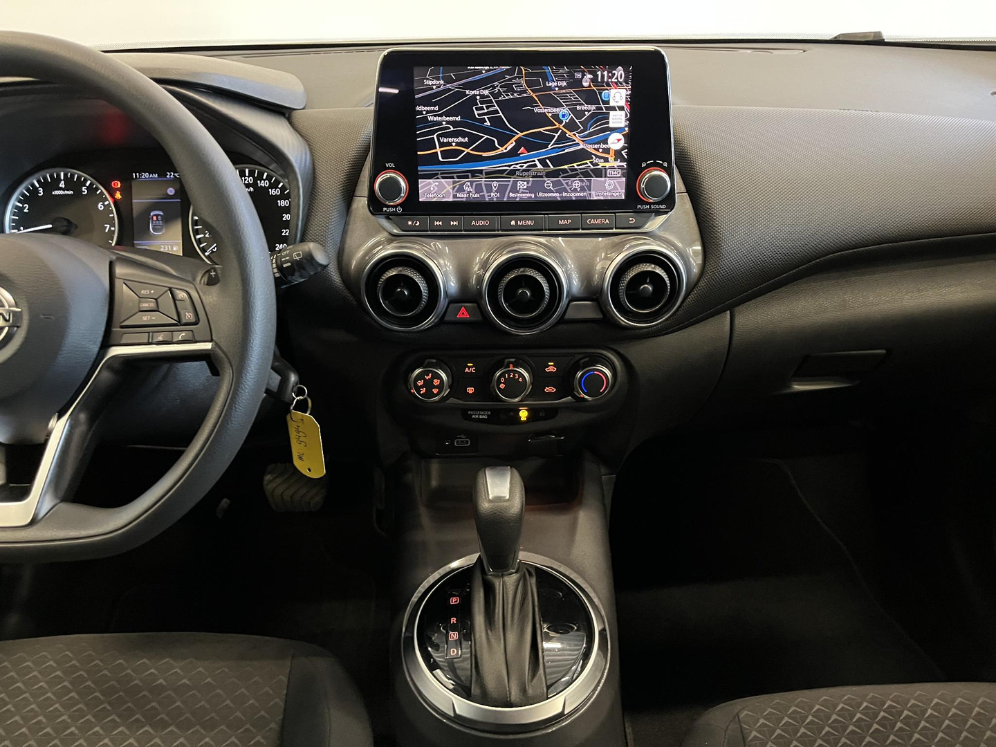 Nissan Nissan