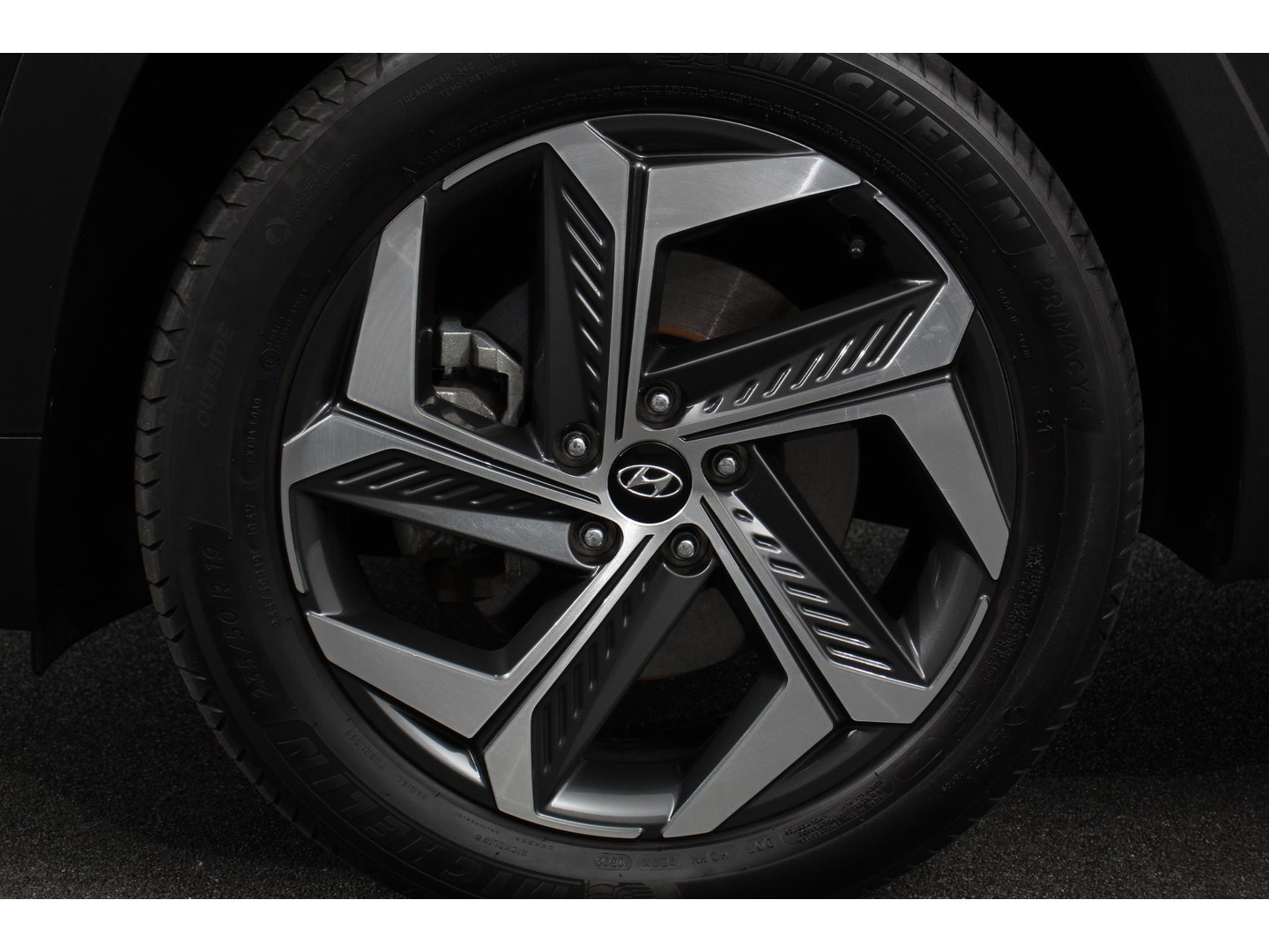 Hyundai Hyundai