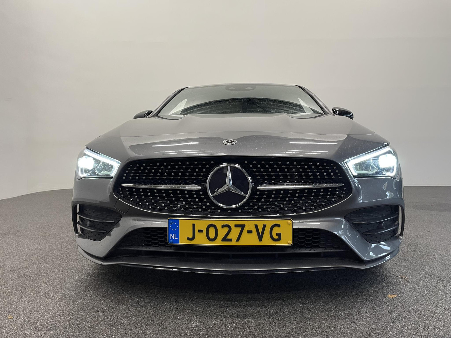 Mercedes-Benz Mercedes-Benz