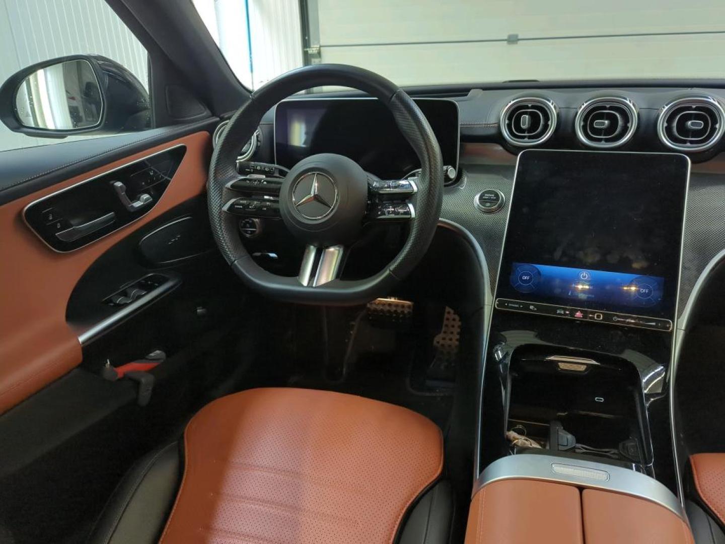 Mercedes-Benz Mercedes-Benz