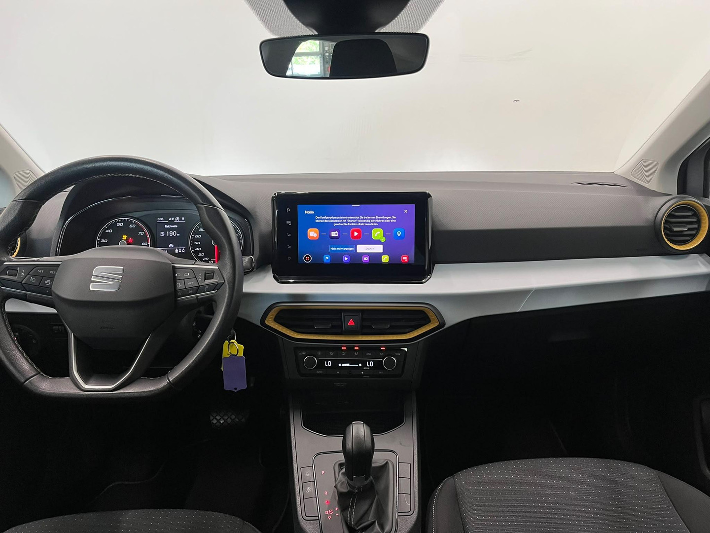 SEAT