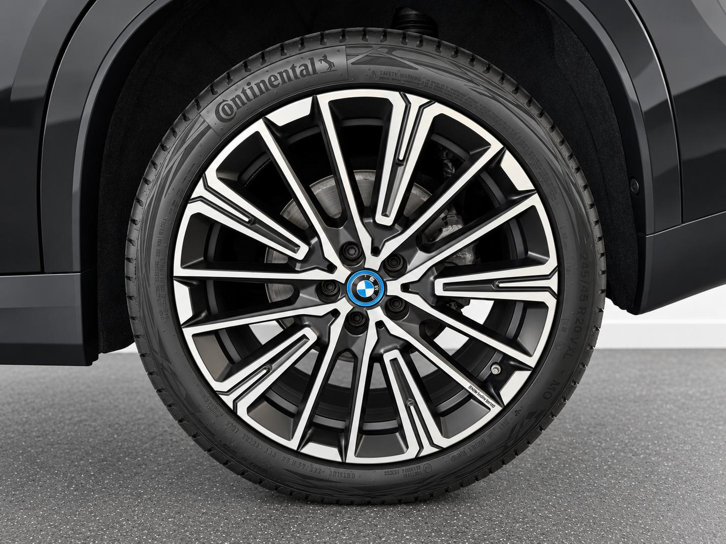 BMW BMW