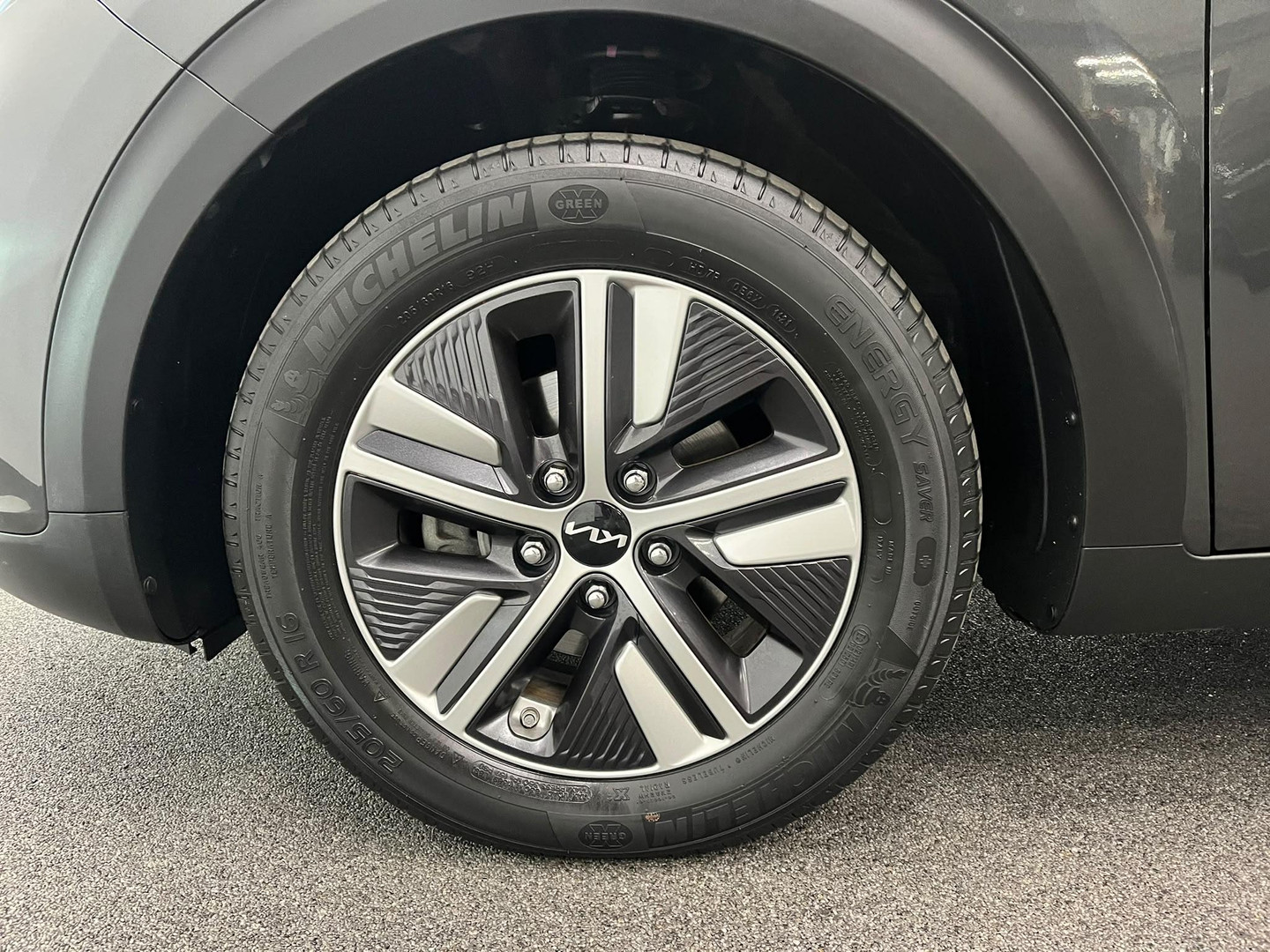 Kia