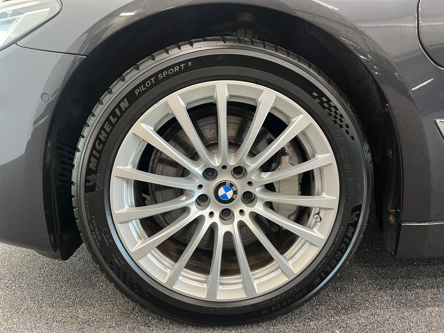 BMW