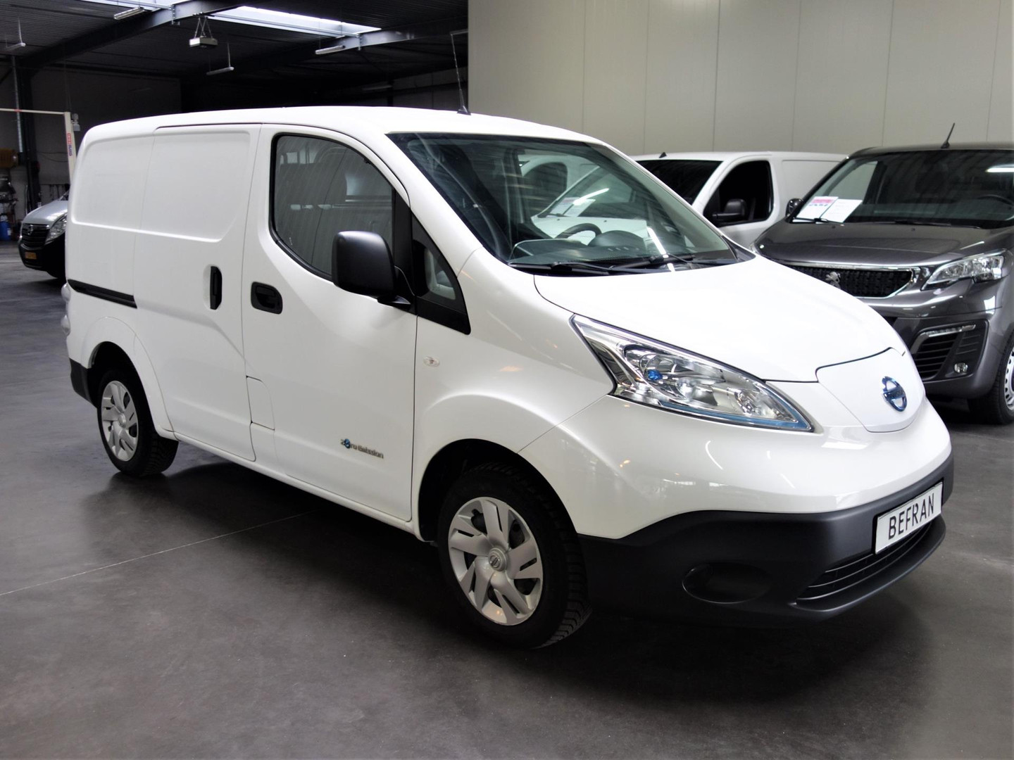Nissan Nissan