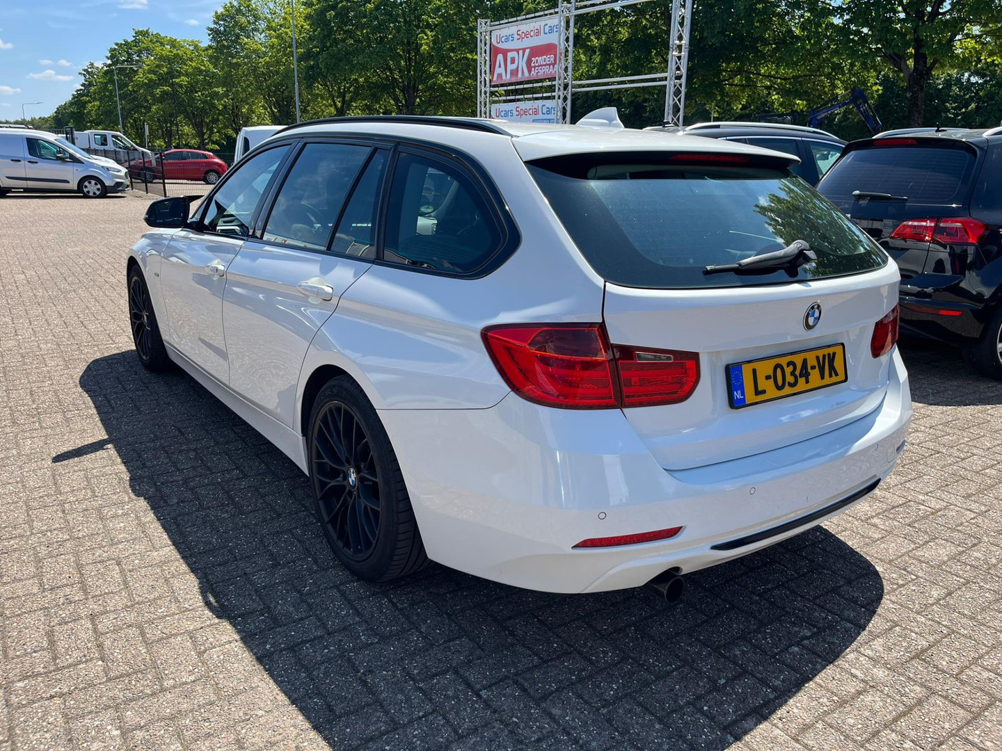 BMW BMW