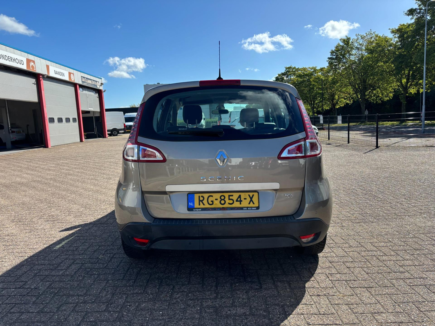 Renault Renault