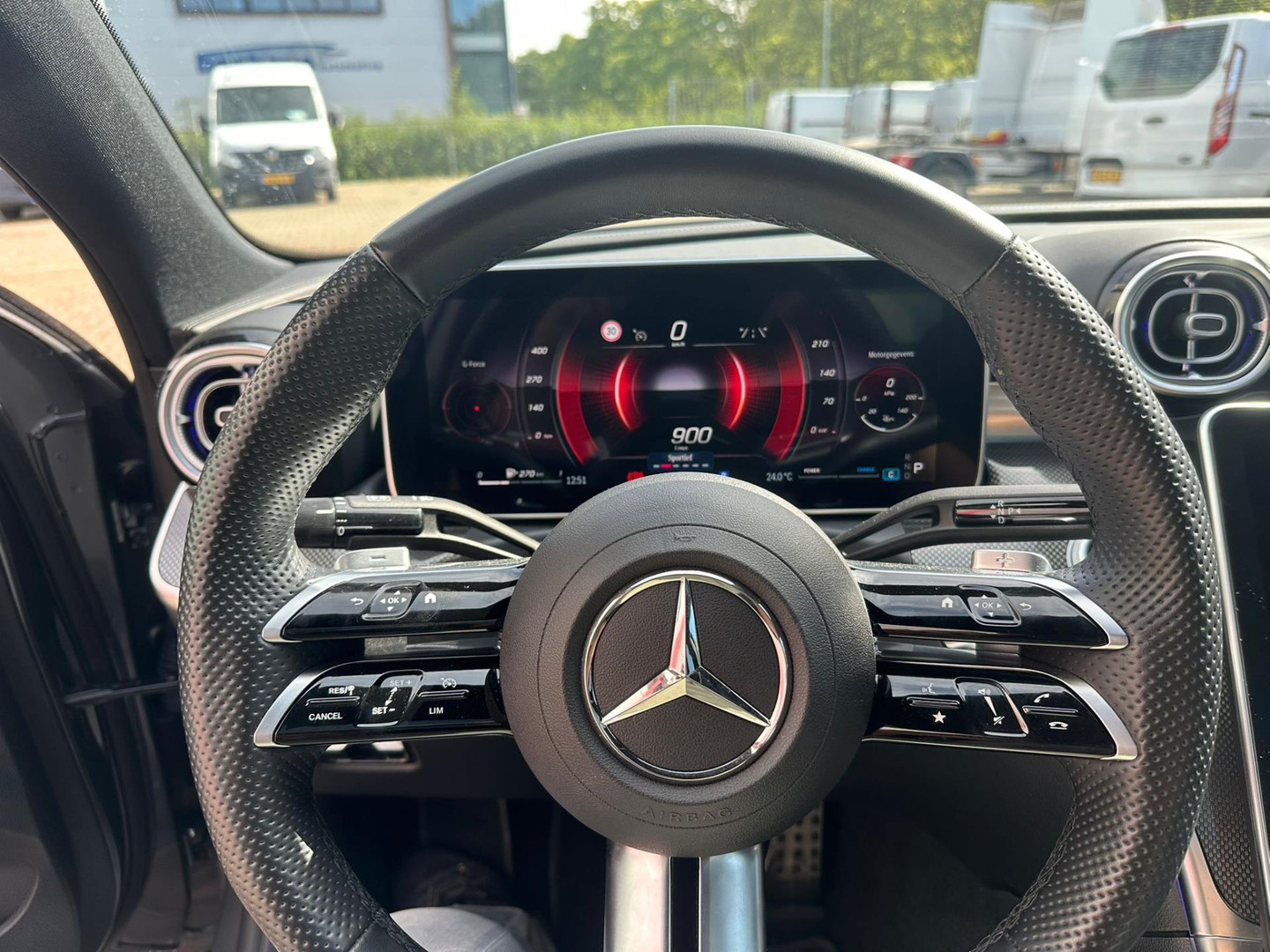 Mercedes-Benz Mercedes-Benz