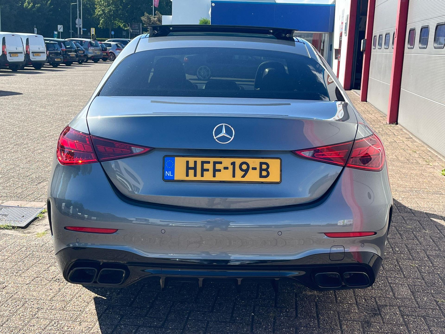 Mercedes-Benz Mercedes-Benz